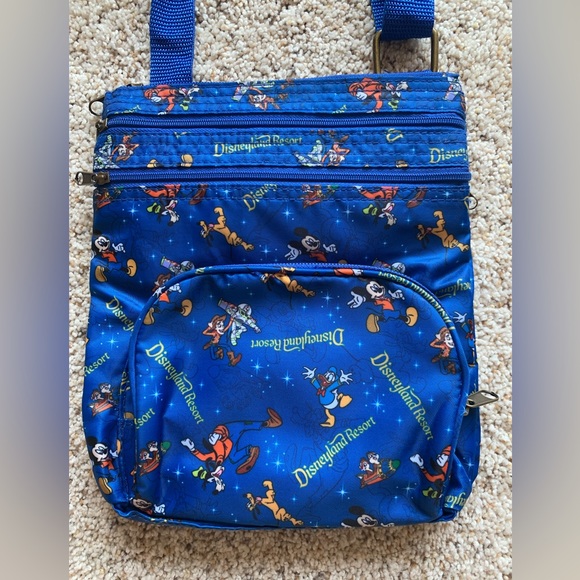 Disney Bags Disneyland Resort Bag Poshmark